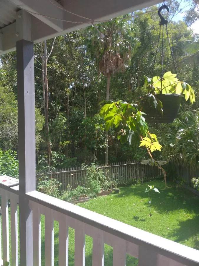 Near To Everything Yet In A Rainforest Setting Tewantin 0*,